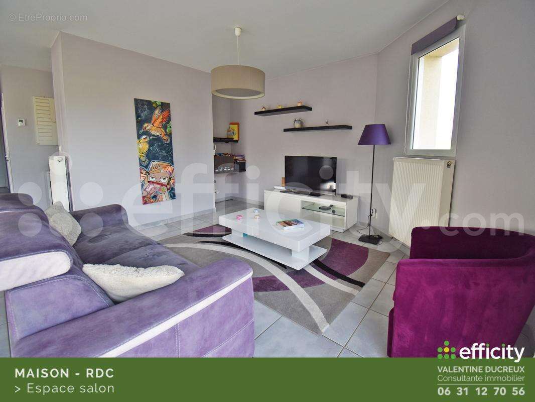 Maison à CHAZELLES-SUR-LYON