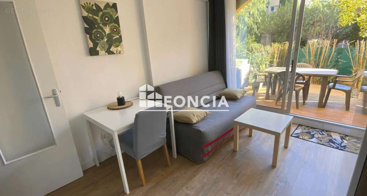 Appartement à BORMES-LES-MIMOSAS