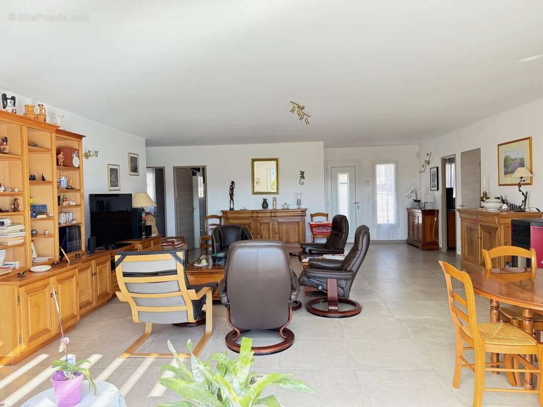 Maison à FORCALQUEIRET