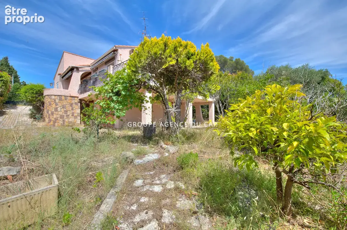 Photo Maison à Saint-Raphael au prix de 650 000€