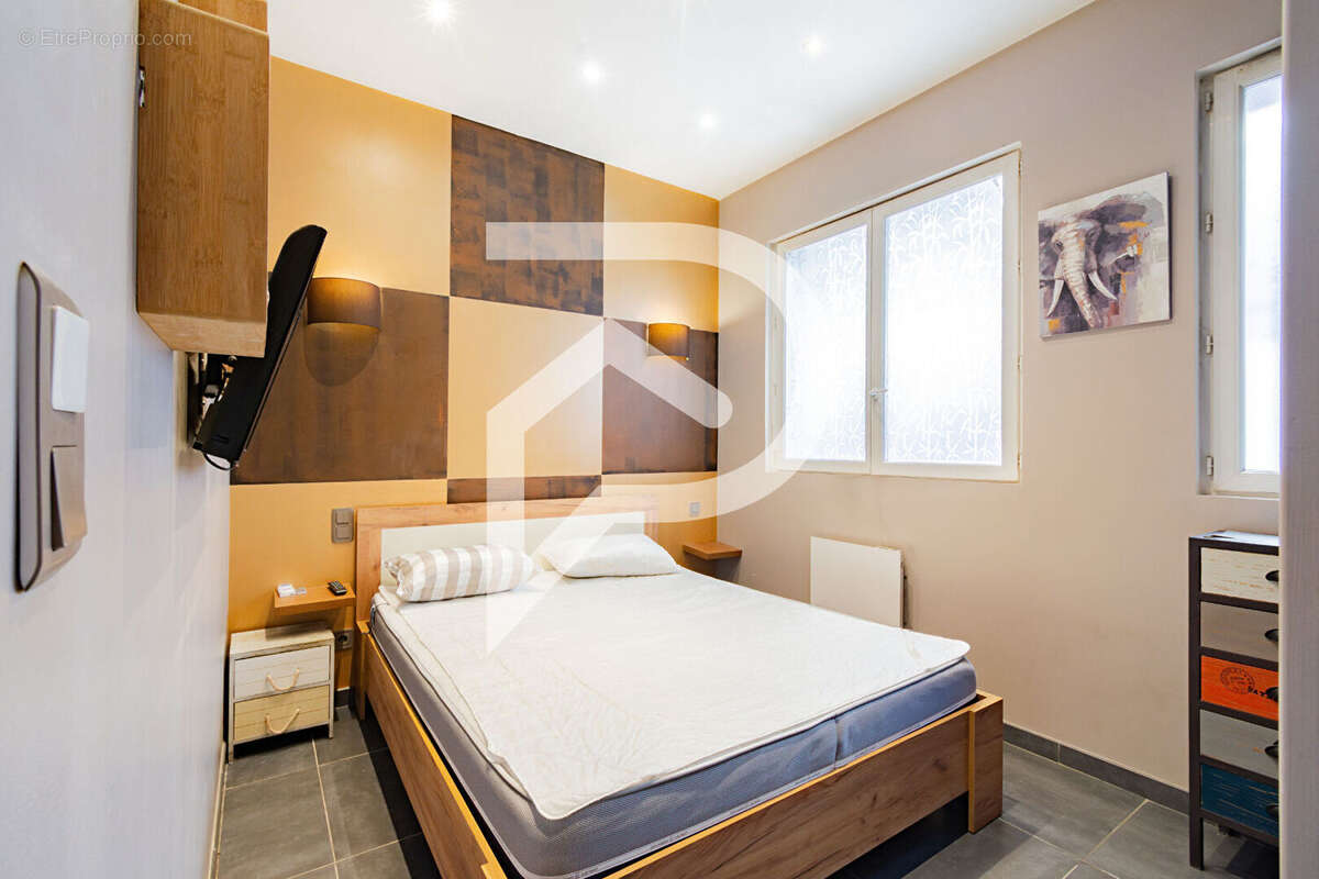 Appartement à MARSEILLE-6E