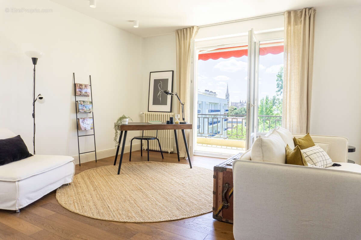 Appartement à BORDEAUX