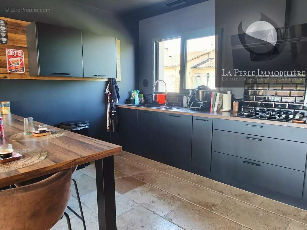 Maison à DIEUPENTALE