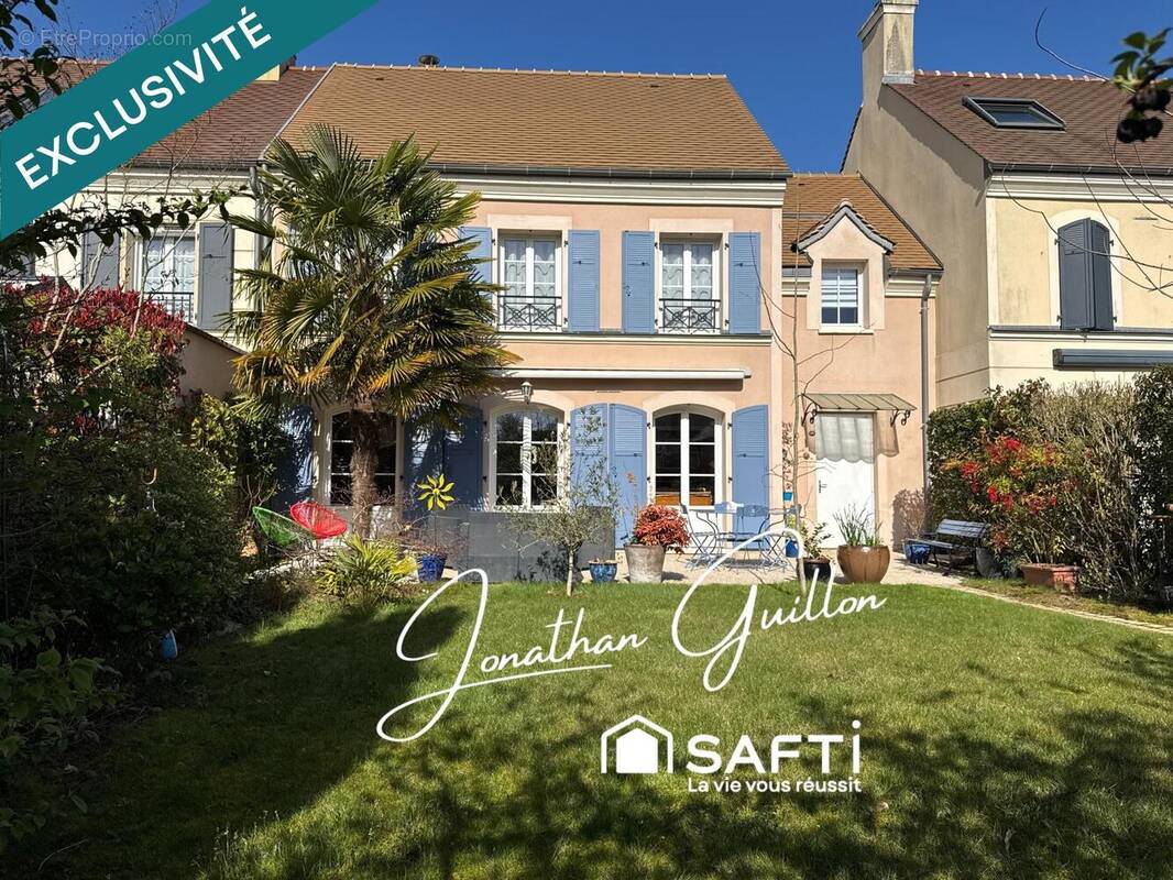 Photo 1 - Maison à BAILLY-ROMAINVILLIERS