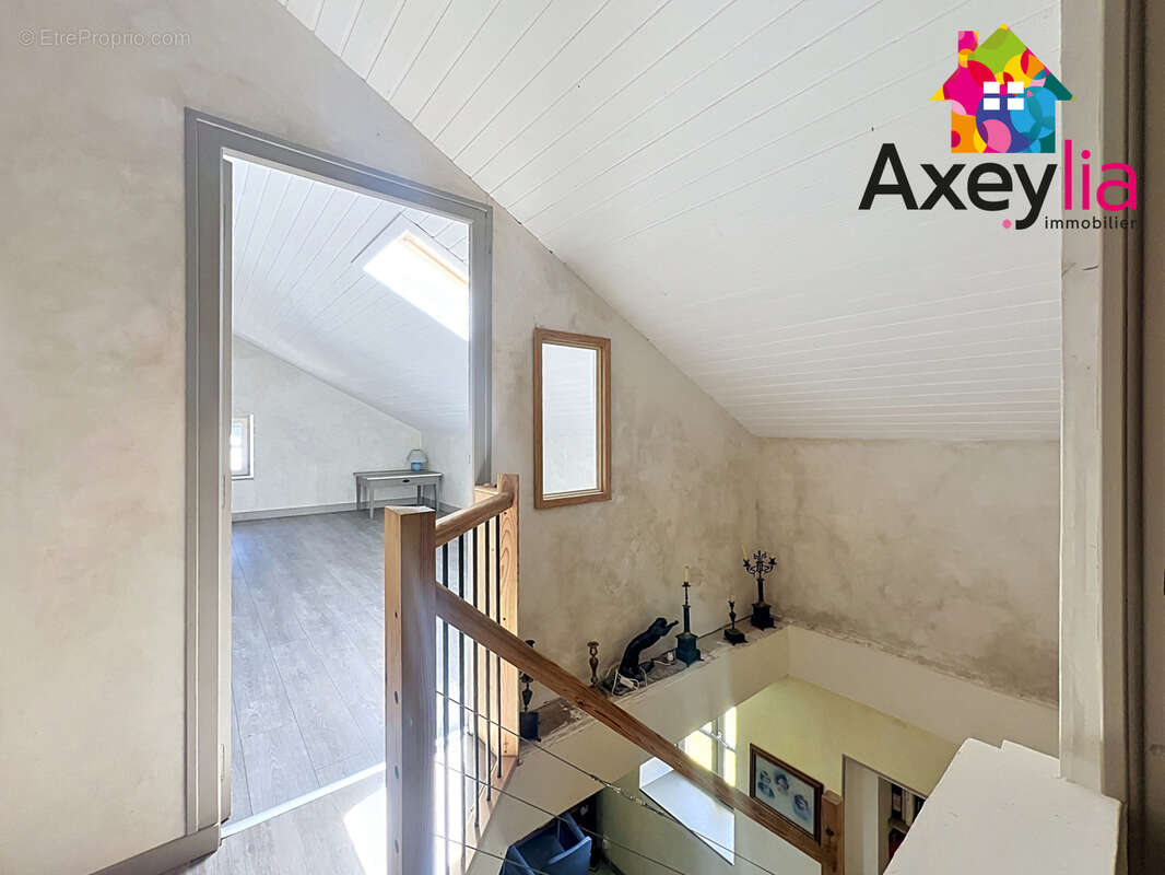 A vendre - corps de ferme - neuilly-en-donjon - photo 13