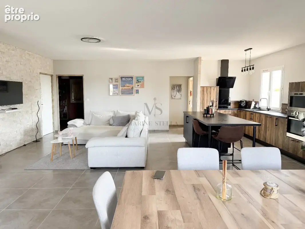 Ensemble Immobilier Rare  Trois Maisons, Piscine, Terrains Agricoles et Équipements pour Activité Animalière - photo 6