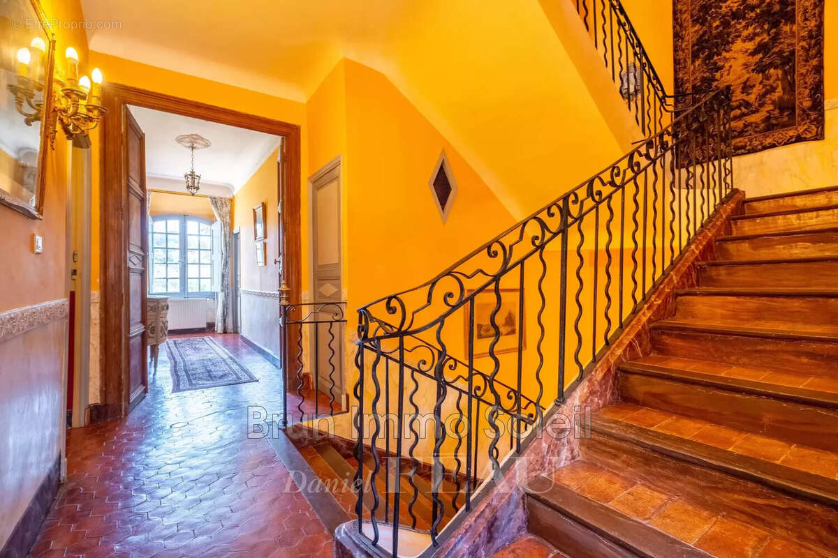Maison à VALENSOLE