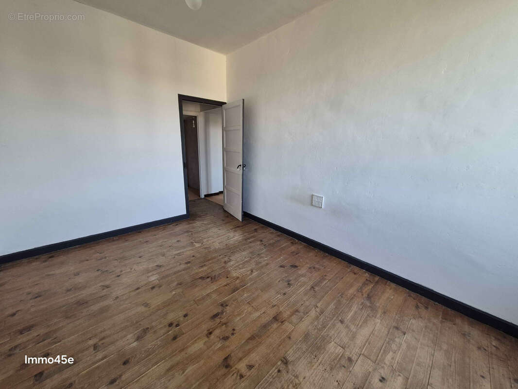 Maison à CHANTEMERLE-LES-BLES