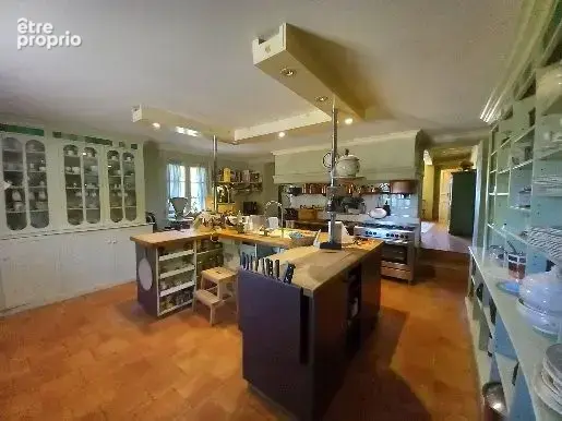 Maison 452 m² à Auch  - photo 8