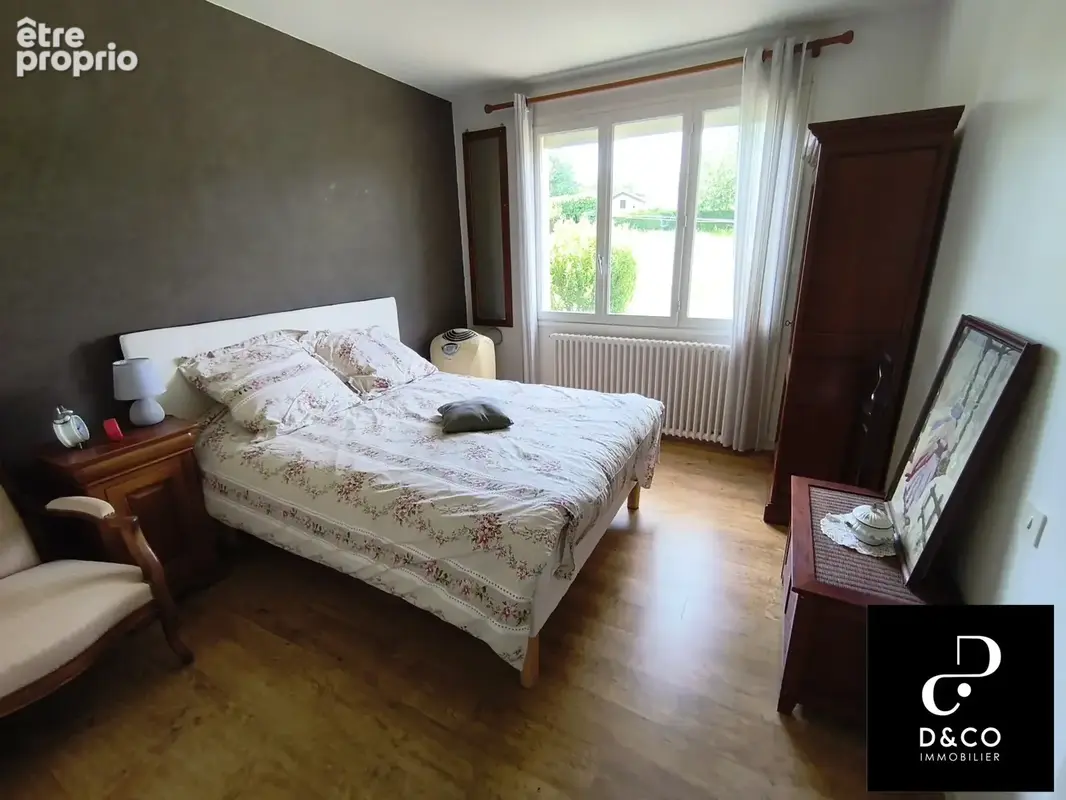 Maison à rénovée, beau terrain - photo 9