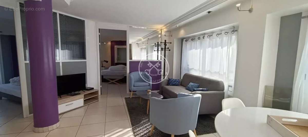 Appartement à SAINT-RAPHAEL