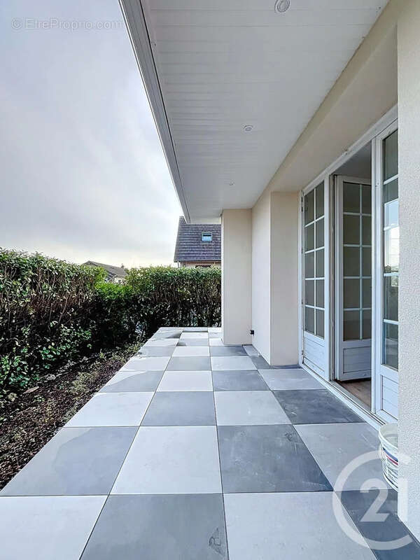 Maison à CHEVIGNY-SAINT-SAUVEUR