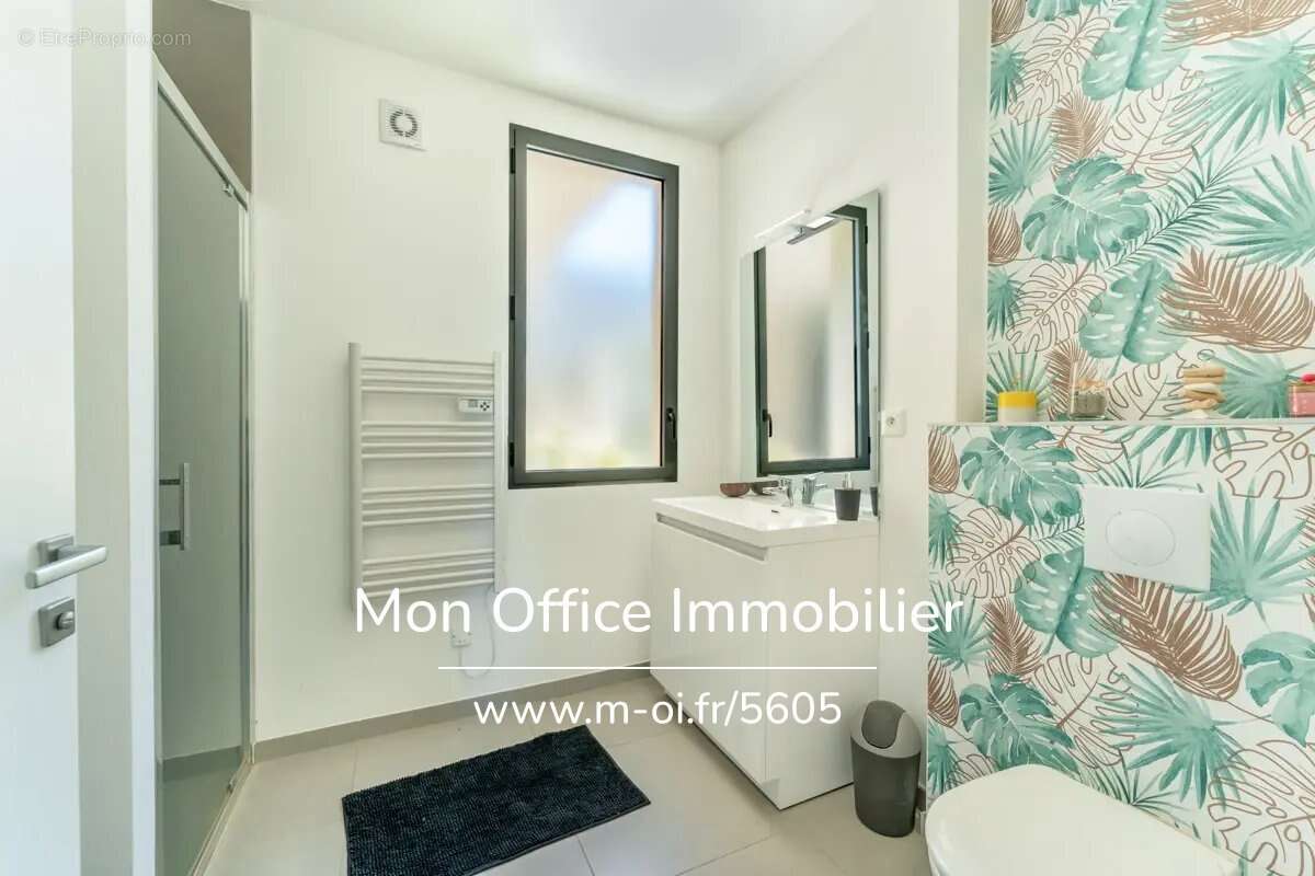 Référence : 7063-MAC - Villa 5 pièces avec piscine, garage et dépendance - photo 10