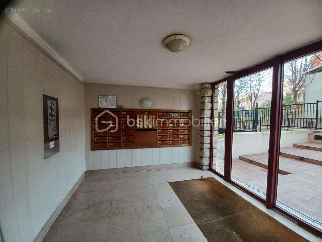 Appartement à PARIS-20E