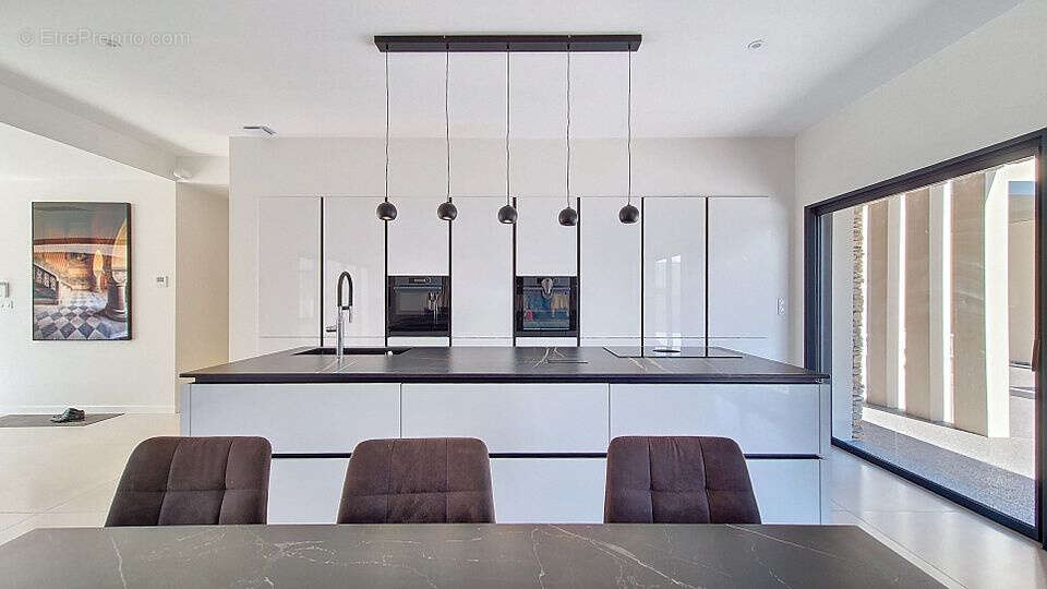 Villa contemporaine de standing   190 m2   hauteurs de nîmes   terrain 3 035 m2   piscine   calme abso - photo 7