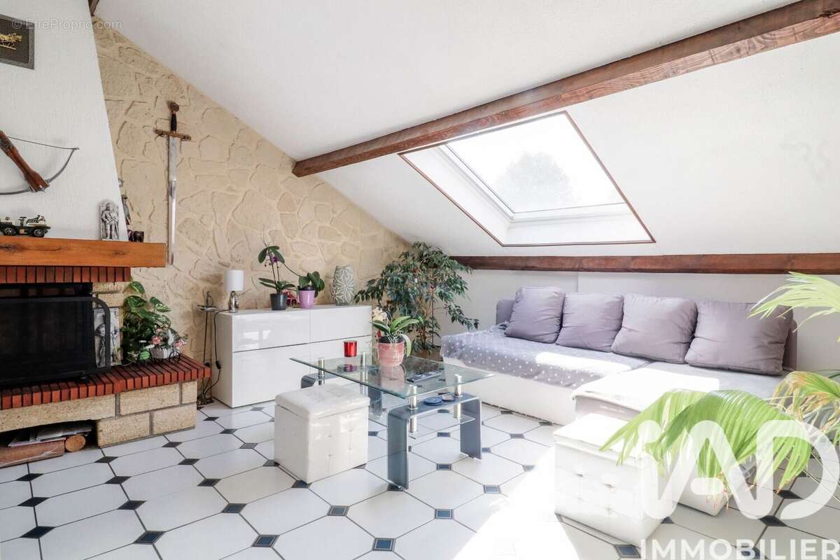 Photo 8 - Maison à SAULX-LES-CHARTREUX