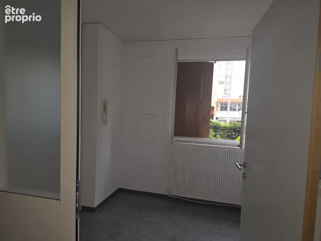 Montpellier local professionnel de 45 m2 - photo 3