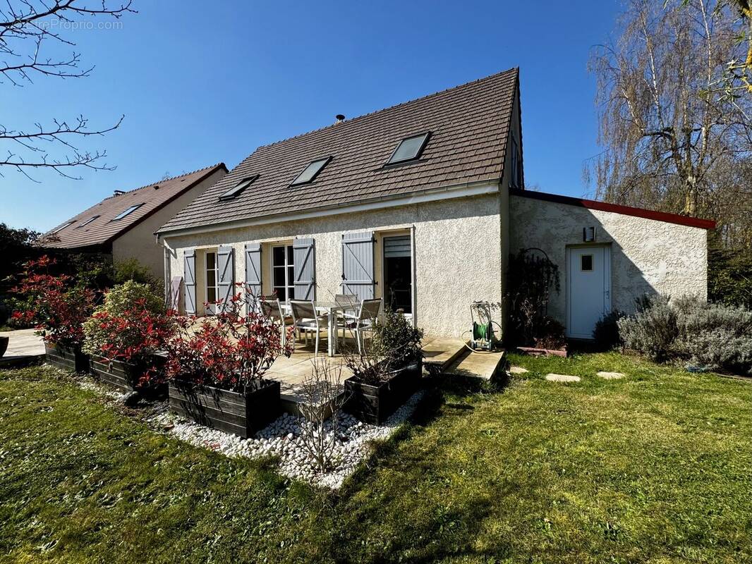 Photo 1 - Maison à MONTFORT-L'AMAURY