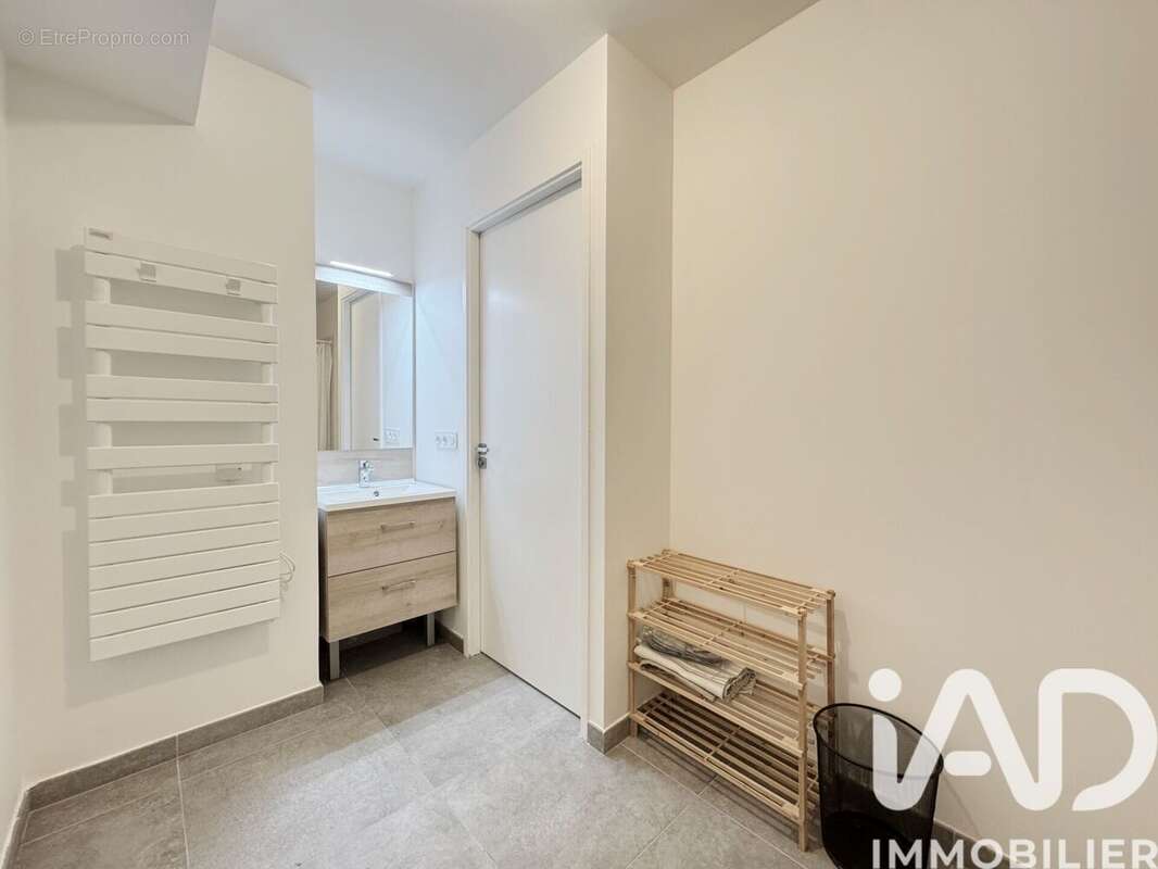Photo 6 - Appartement à ISSY-LES-MOULINEAUX