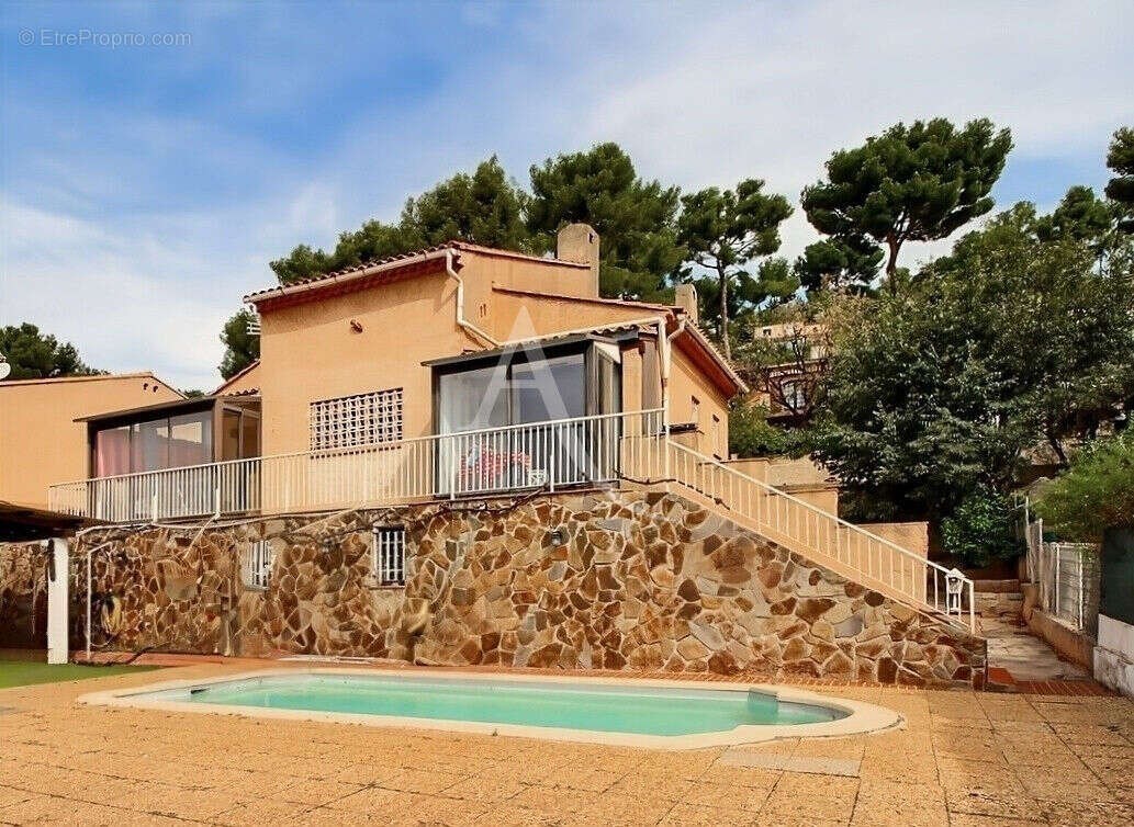 Maison à LA VALETTE-DU-VAR