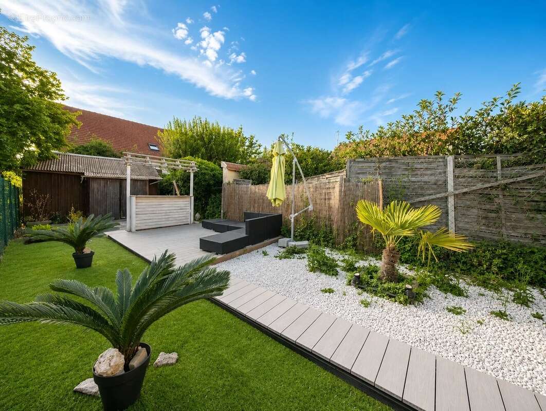 Réf 2282 - Maison briarde – 3 chambres + jardin - photo 10