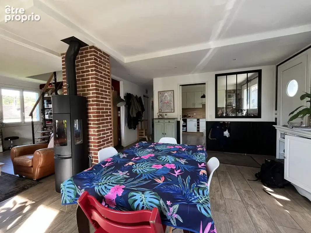 Honfleur - Maison familiale sur sous sol  - 108 m2 - 4 chambres dont 2 en accès de plain pied - Garage attenan - photo 5