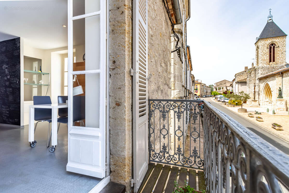 Maison de village avec terrasse - photo 3