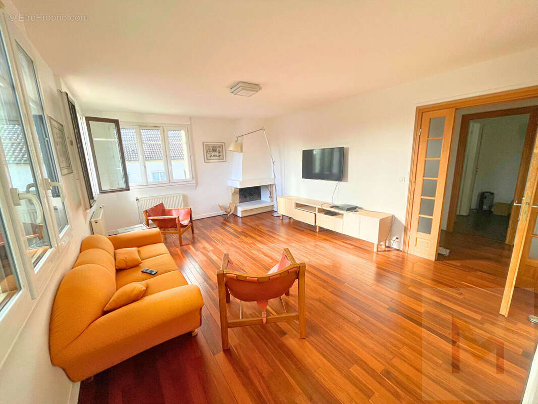 Maison à NEUILLY-PLAISANCE