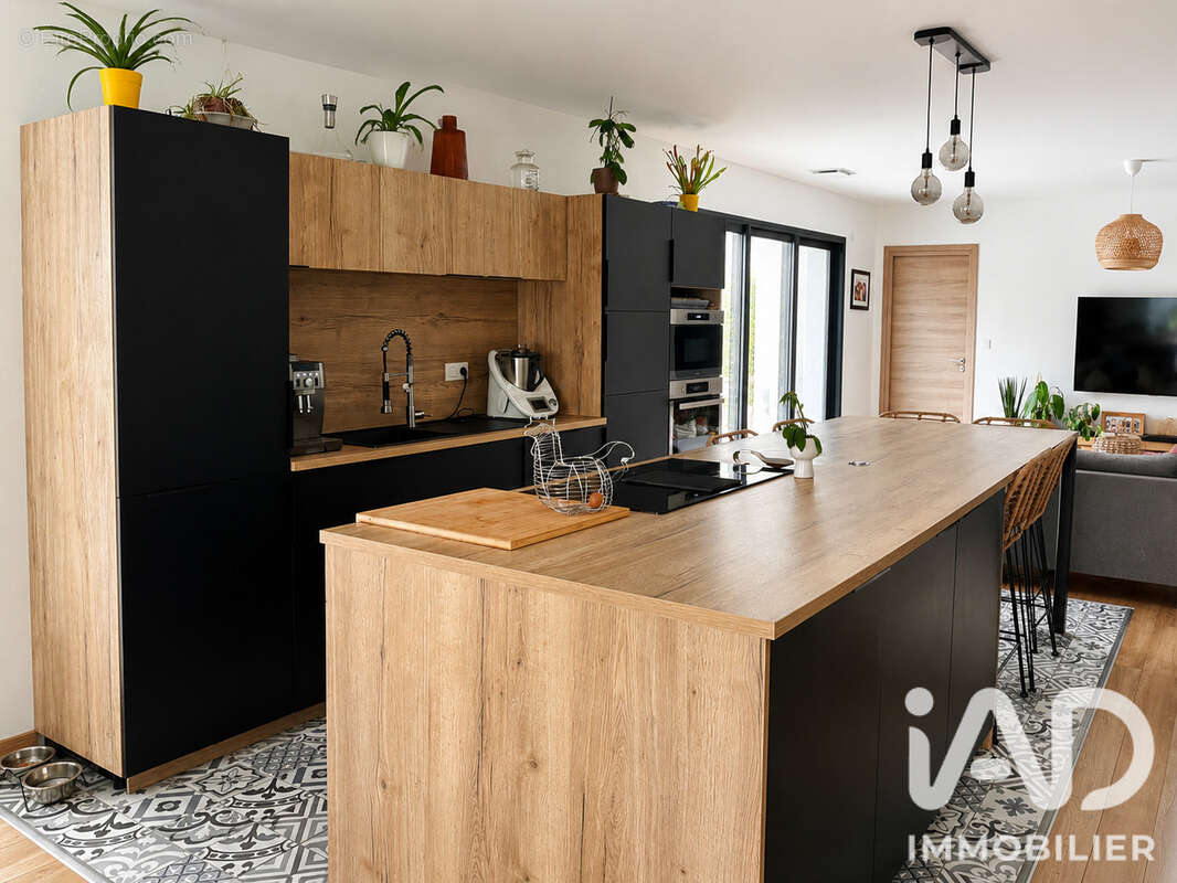 Maison 167 m² à Tartas  - photo 2