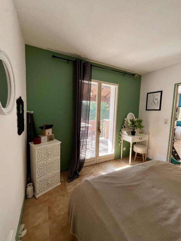 Maison à CHATEAU-L&#039;EVEQUE