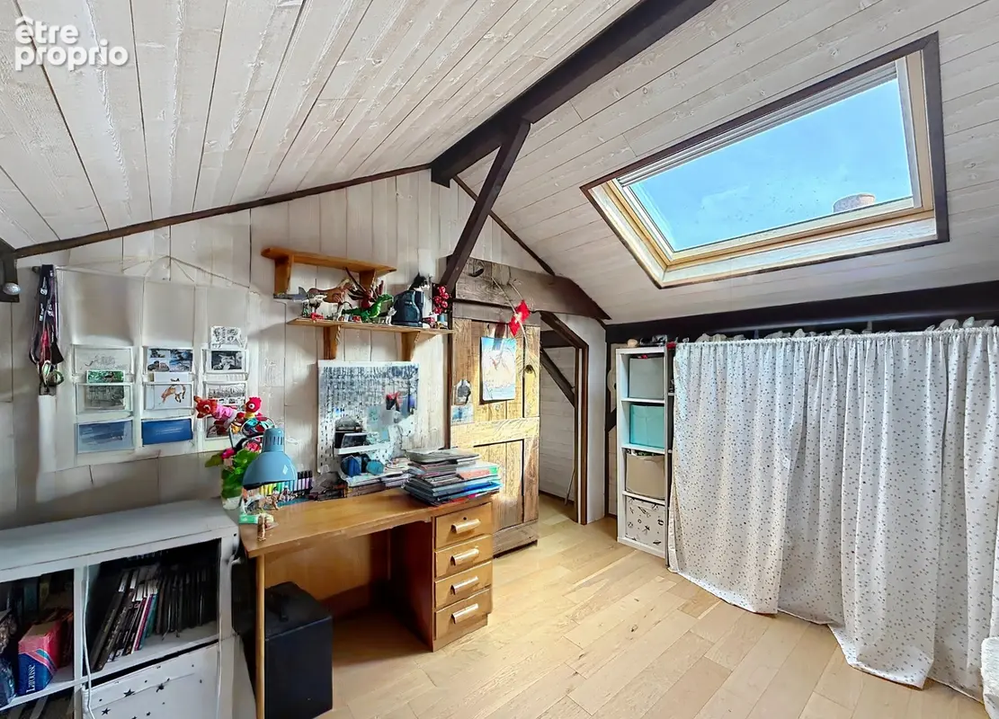 Chalet savoyard de 168m² - Drôme des colines - Saint Uze - photo 11