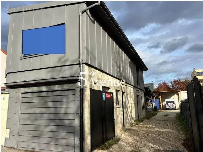 Commerce à SAINT-MAUR-DES-FOSSES