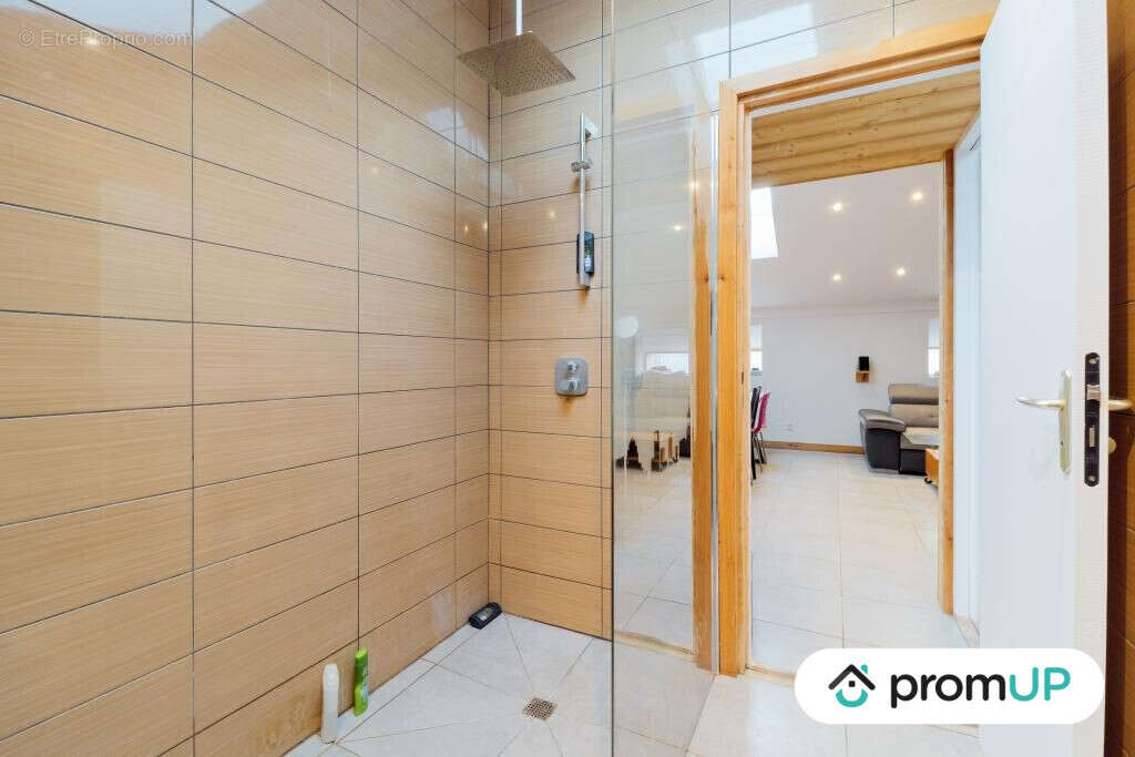 Maison à MONTFAUCON-EN-VELAY