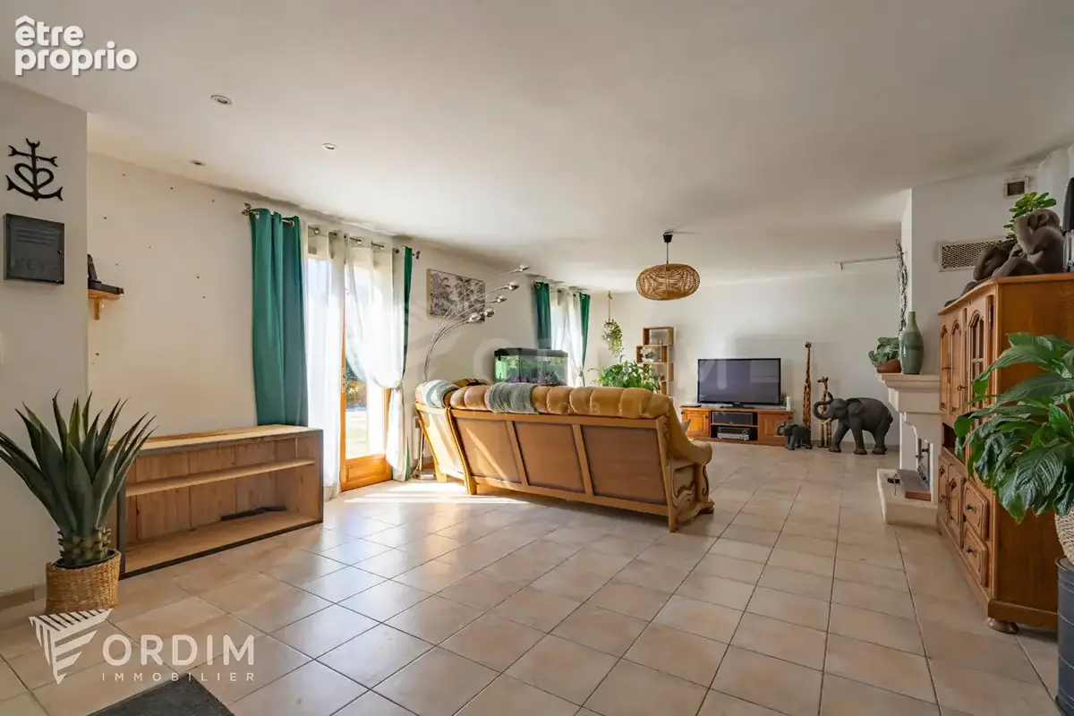 Maison TYPE 5 PARLY  89240-PLAIN-PIED-CALME- séjour 75m²  lumineux - photo 7