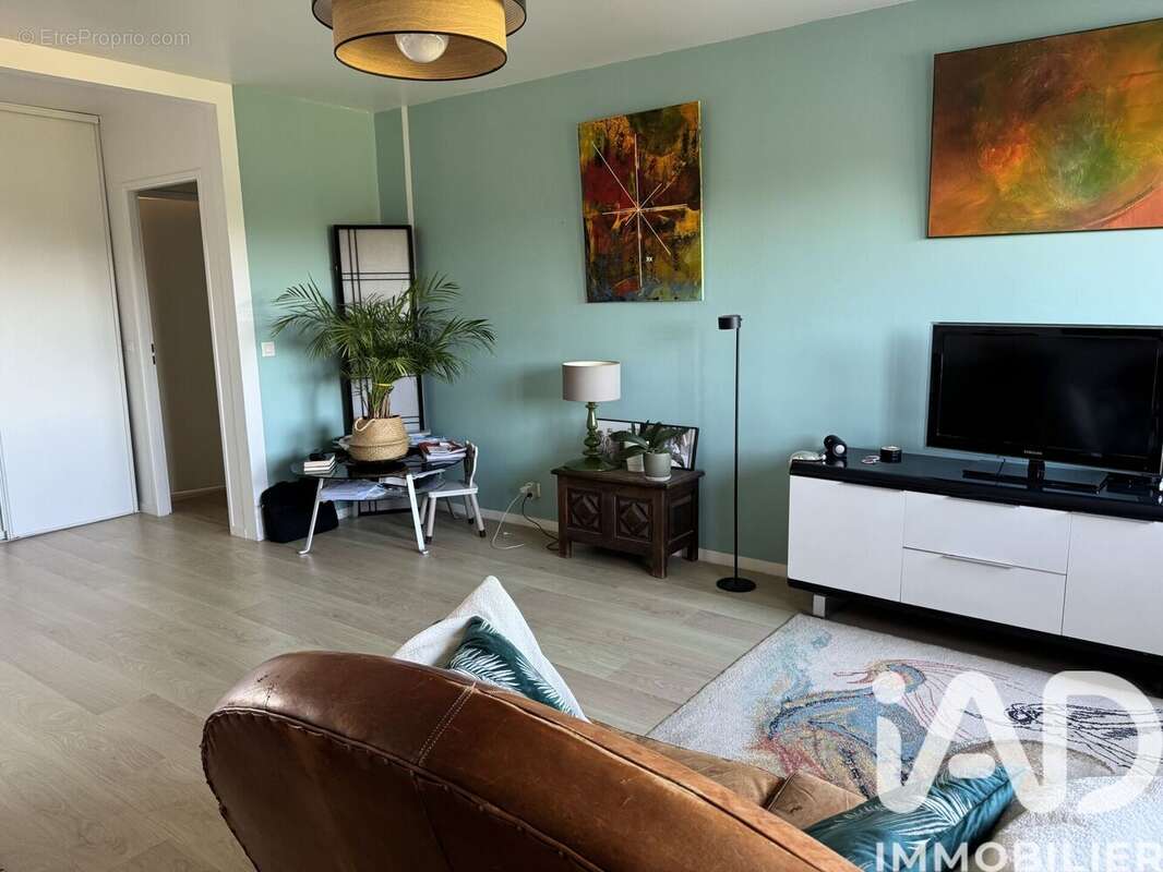 Photo 3 - Appartement à EPINAY-SOUS-SENART