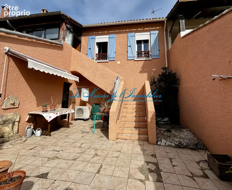 Appartement à MEJANNES-LE-CLAP