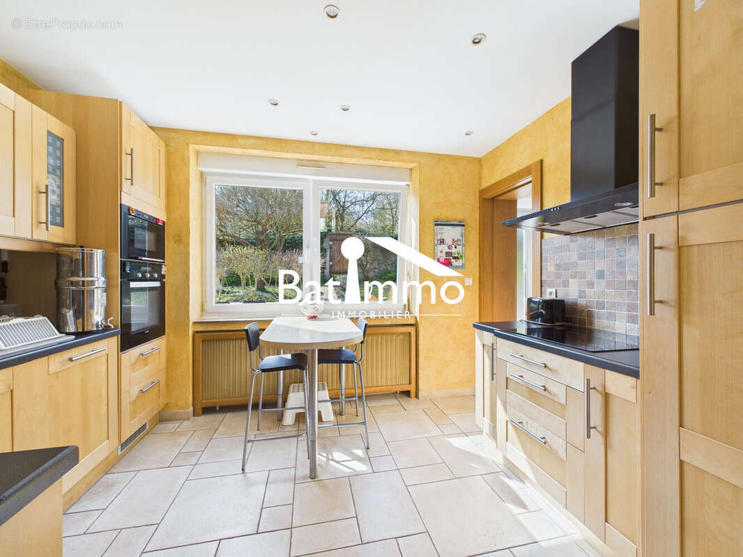 Maison à ARS-SUR-MOSELLE