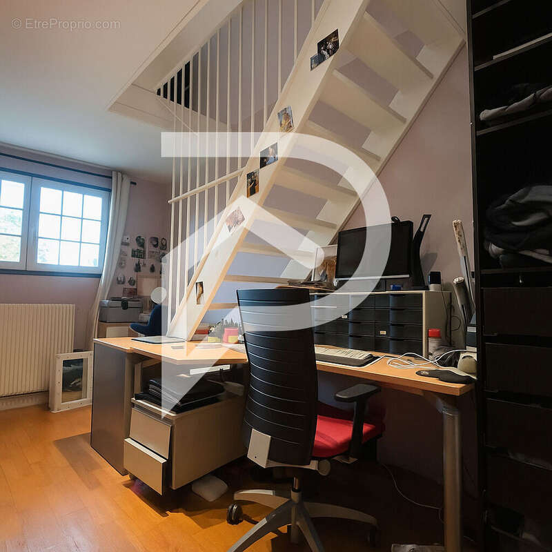 Maison à VIRY-CHATILLON