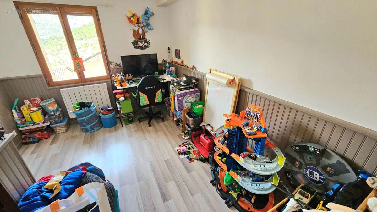 Appartement à CLAVIERS