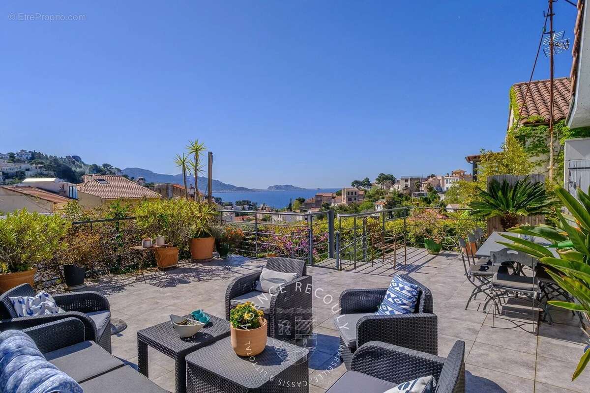 Maison à MARSEILLE-7E