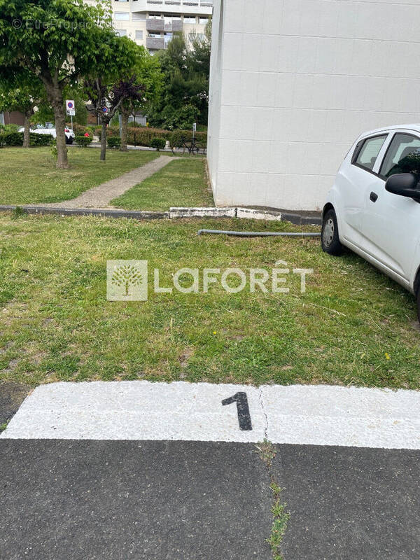 Parking à LA ROCHELLE