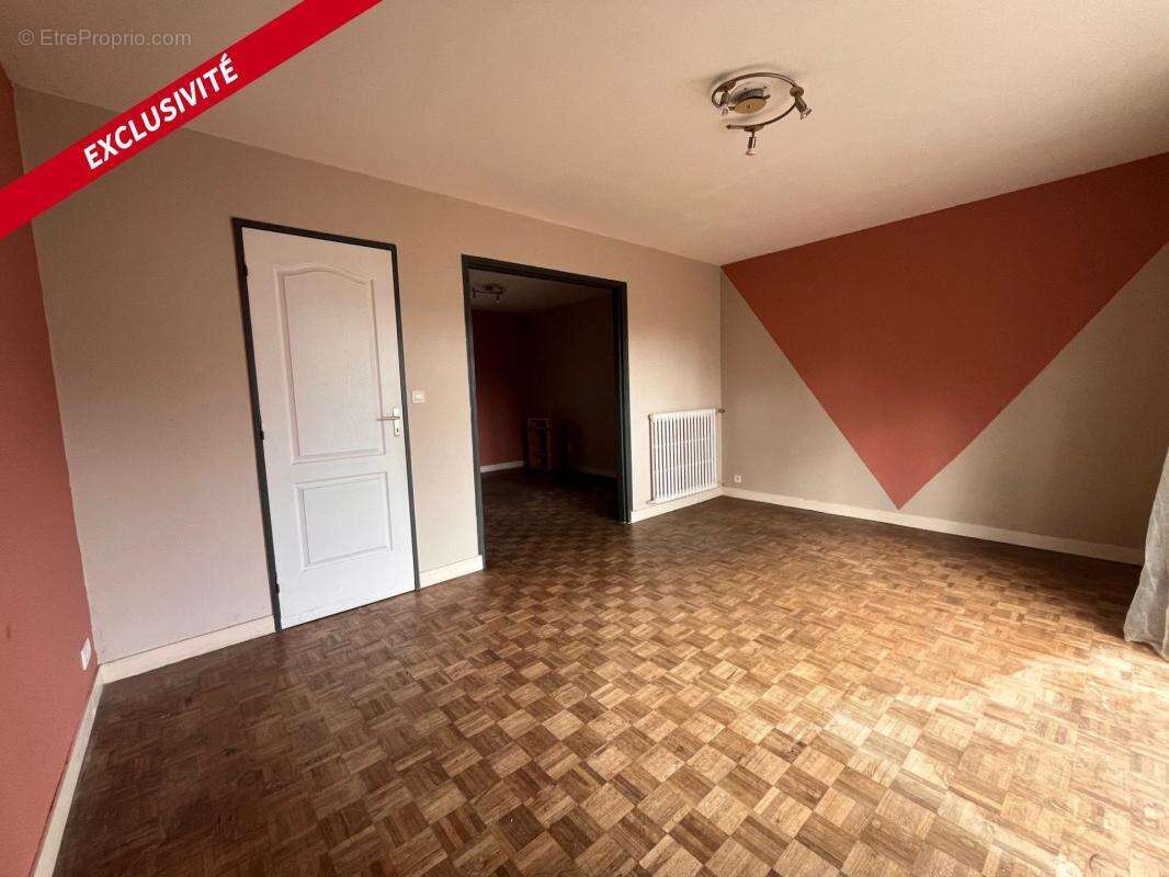 Maison de famille : installez-vous au coeur du bourg ! - photo 9