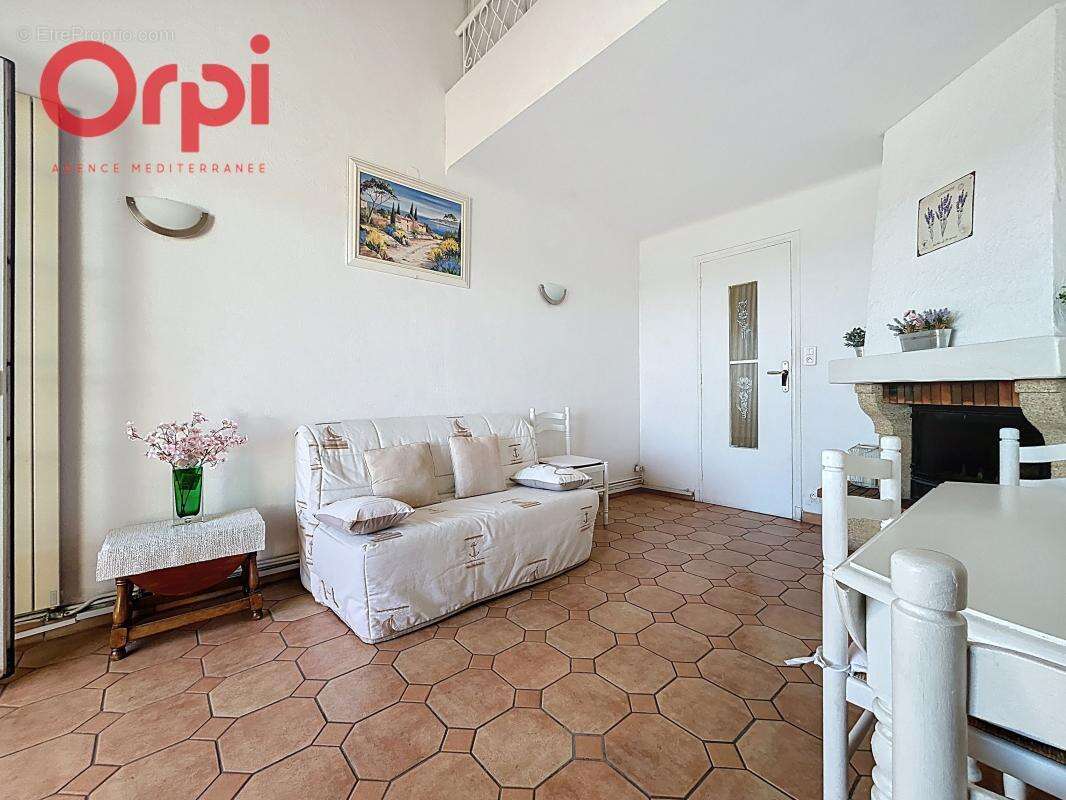 Appartement à FREJUS