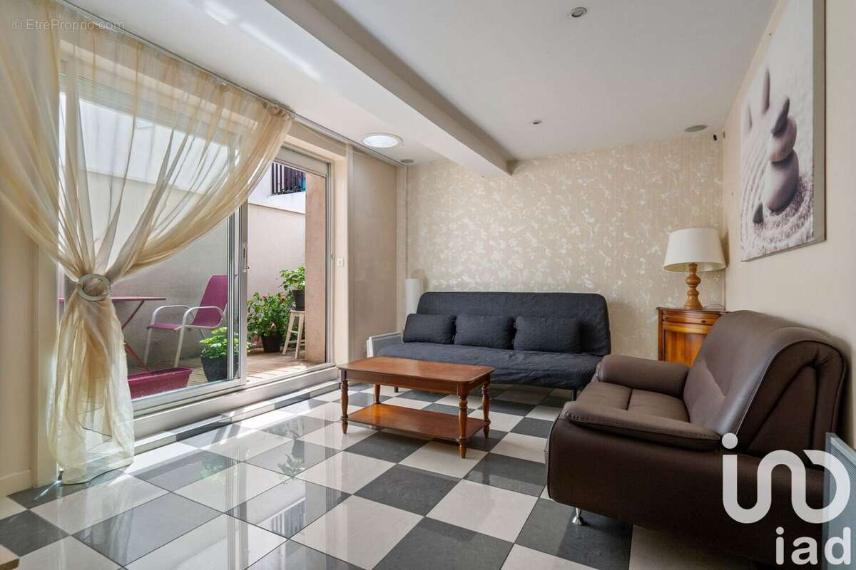 Photo 3 - Maison à VILLEURBANNE