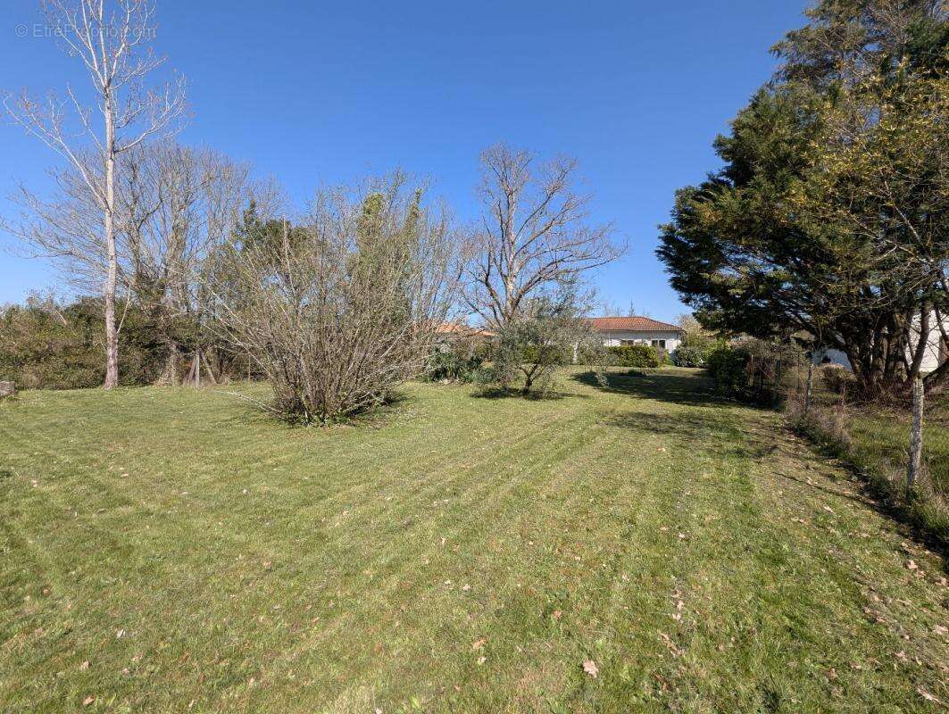 Maison à SAINT-SULPICE-ET-CAMEYRAC