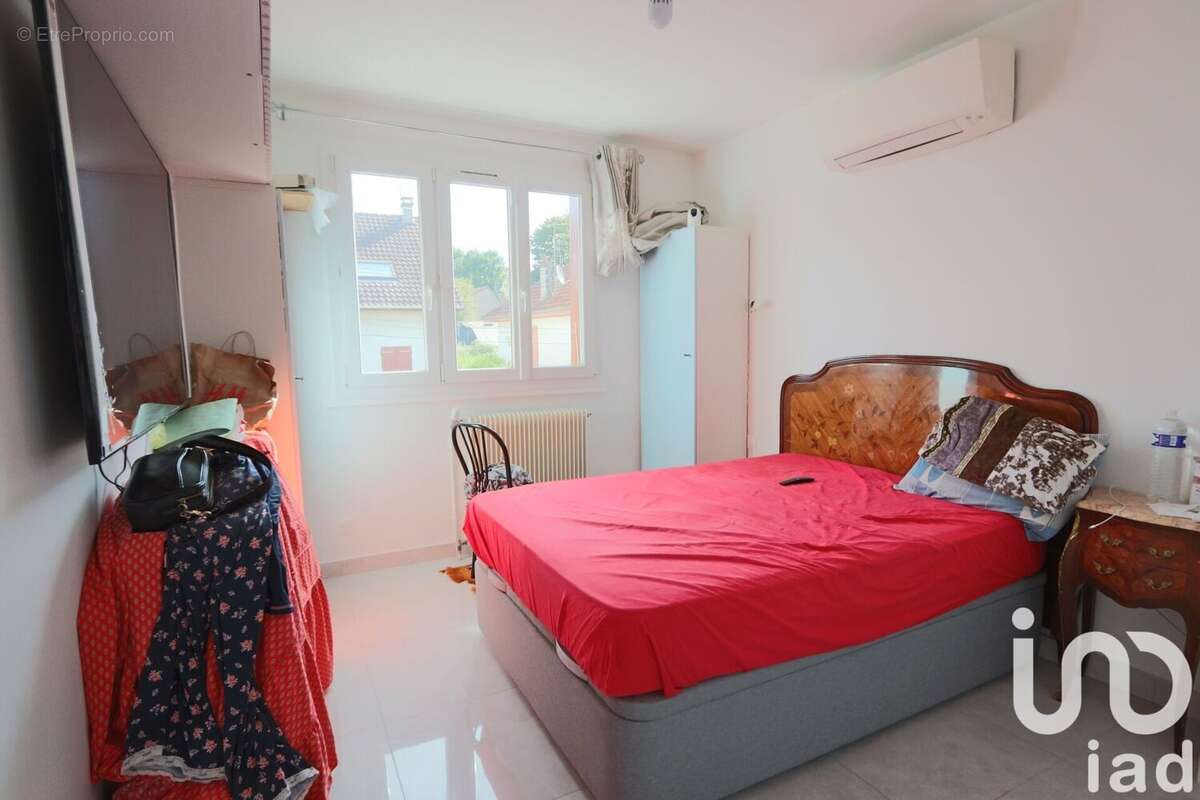 Photo 8 - Maison à EZANVILLE