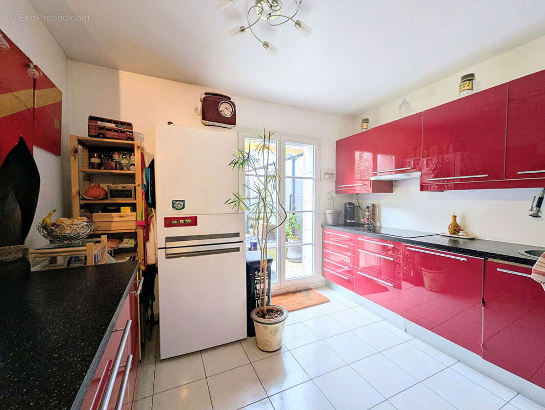 Appartement à LE PLESSIS-ROBINSON