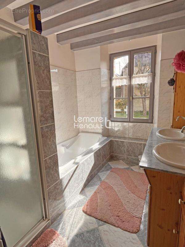 Belle longère rénovée 3 chambres et grange - photo 13