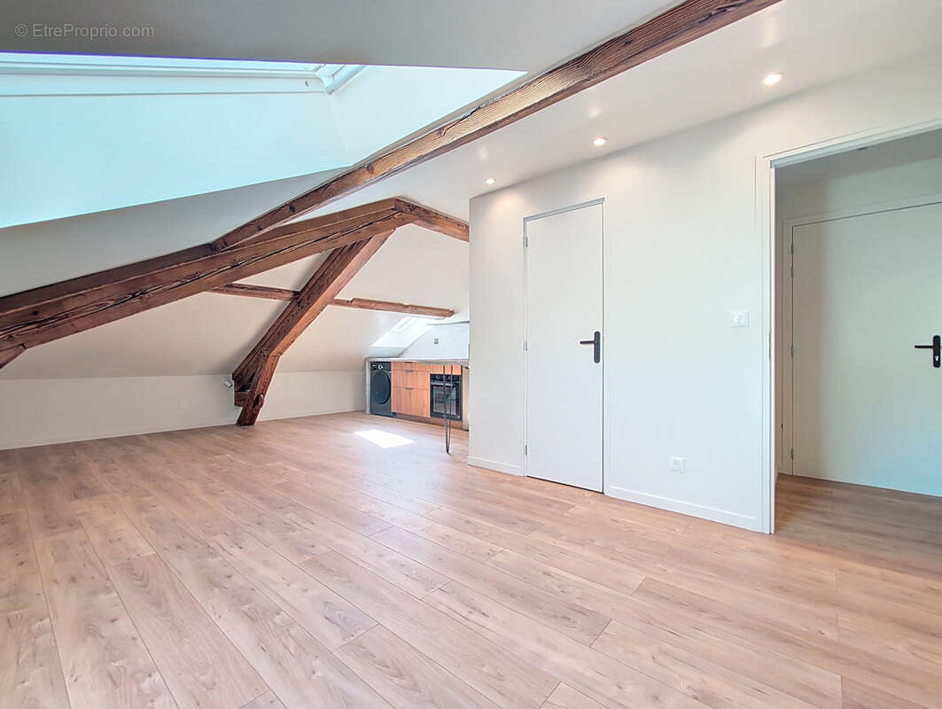 Appartement à AIX-LES-BAINS