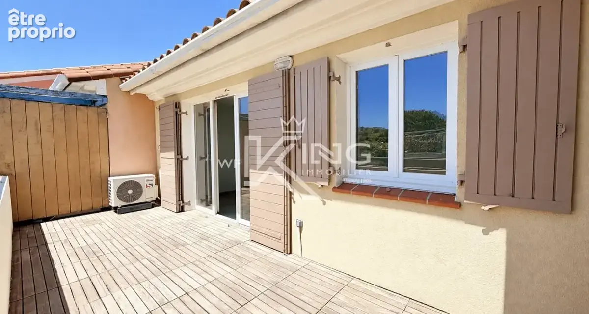Cogolin – dernier étage – t2 avec grande terrasse - photo 5